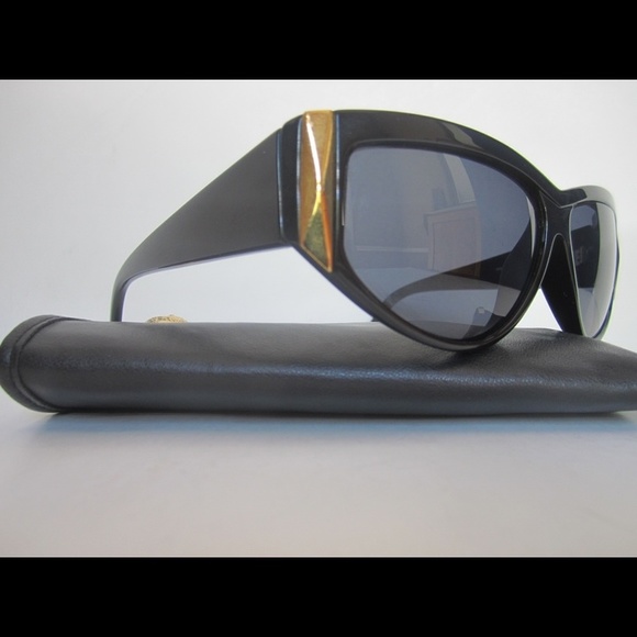 Versace Vintage RARE Medusa Sunglasses 369 Col 852 - Picture 2 of 9